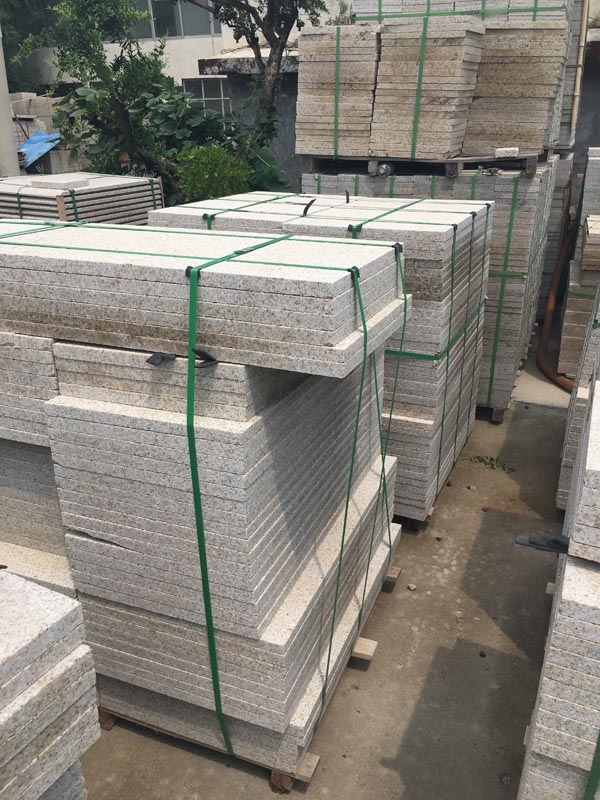 黄锈石外墙荔枝面